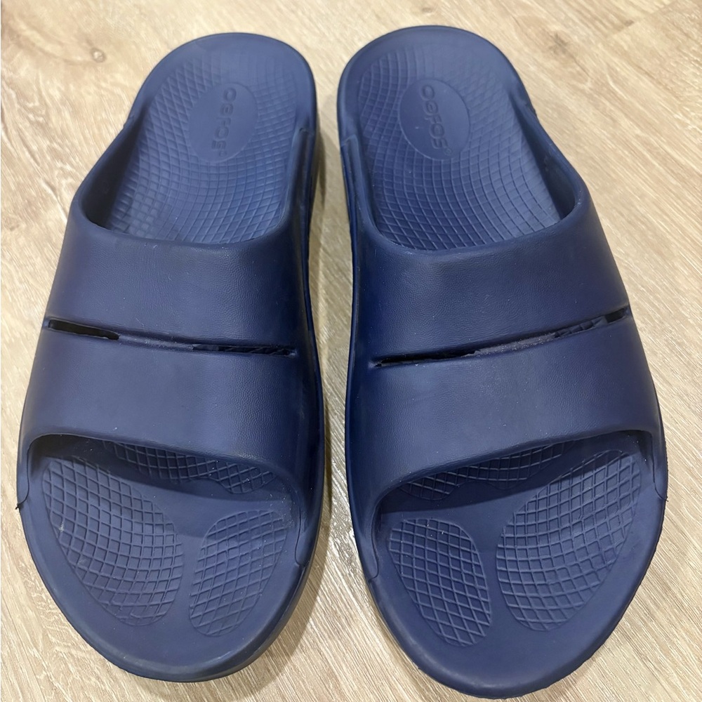Oofos sandals